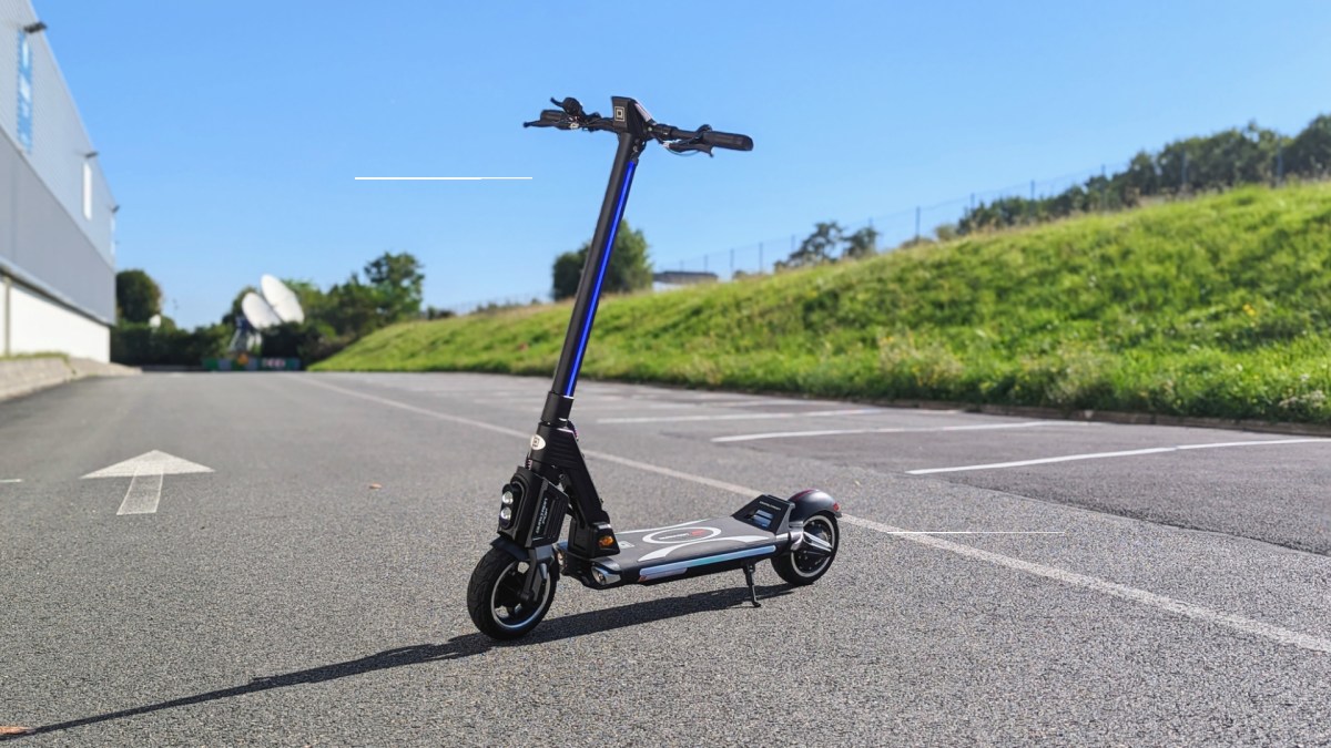 Une trottinette performante et ergonomique // Source : Minimotors Une trottinette performante et ergonomique // Source : Minimotors