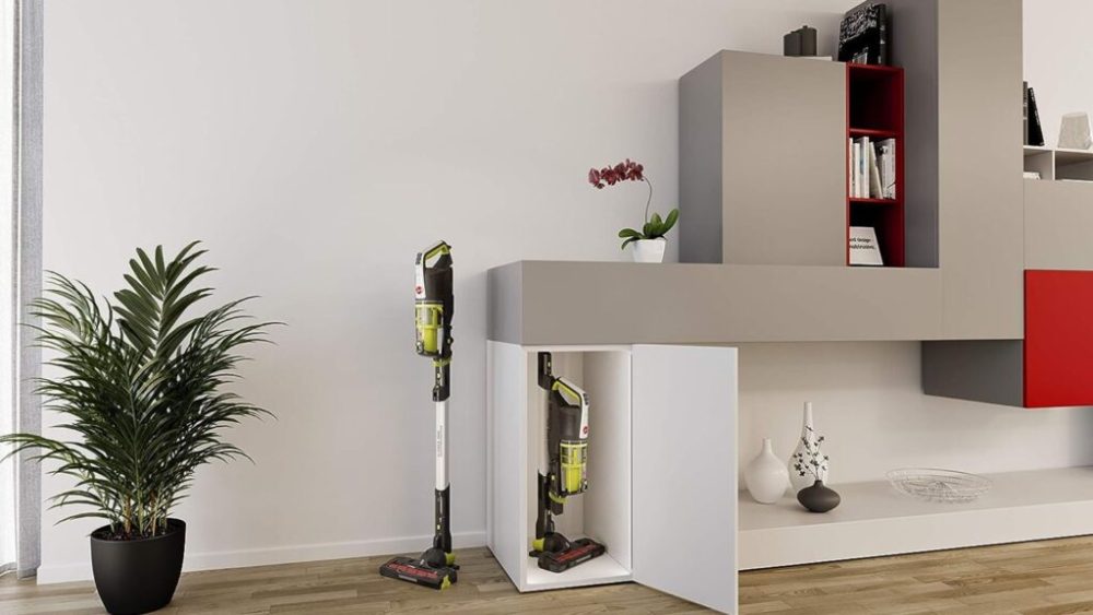 La position Parking du Hoover H Free 500 permet de garder l'aspirateur debout sans support La position Parking du Hoover H Free 500 permet de garder l'aspirateur debout sans support
