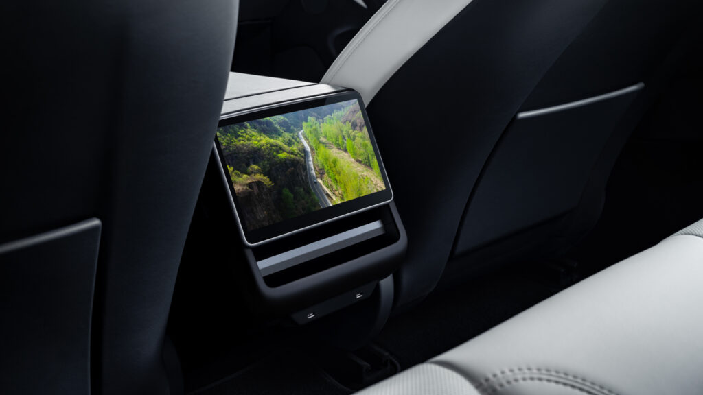 Tesla Model 3 (2023) // Source : Tesla Tesla Model 3 (2023) // Source : Tesla