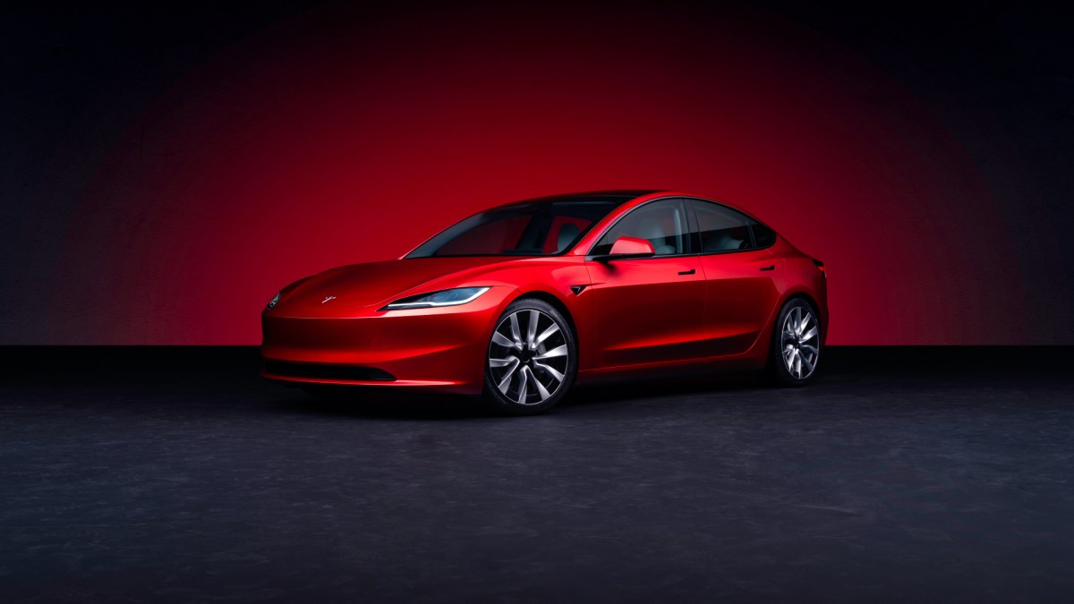 Tesla Model 3 (2023) // Source : Tesla Tesla Model 3 (2023) // Source : Tesla