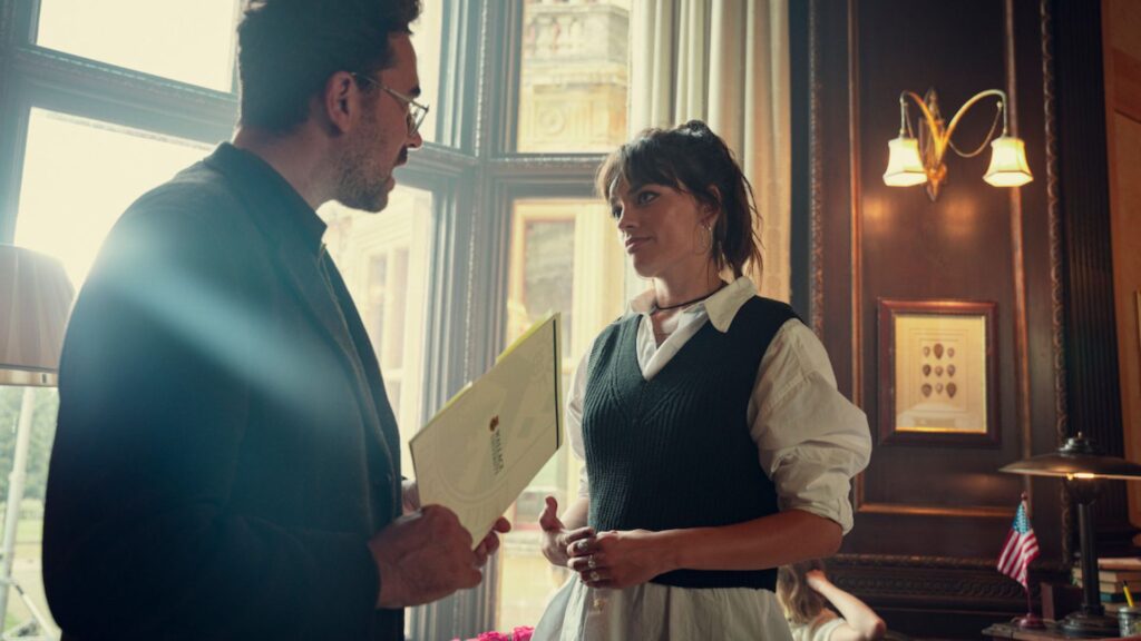 Maeve dans la saison 4 de Sex Education. // Source : Netflix Maeve dans la saison 4 de Sex Education. // Source : Netflix