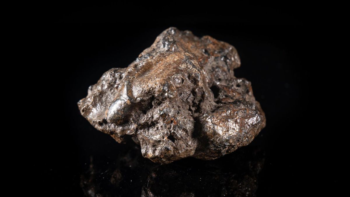 Roche terrestre ou météorite ? // Source : Canva Roche terrestre ou météorite ? // Source : Canva