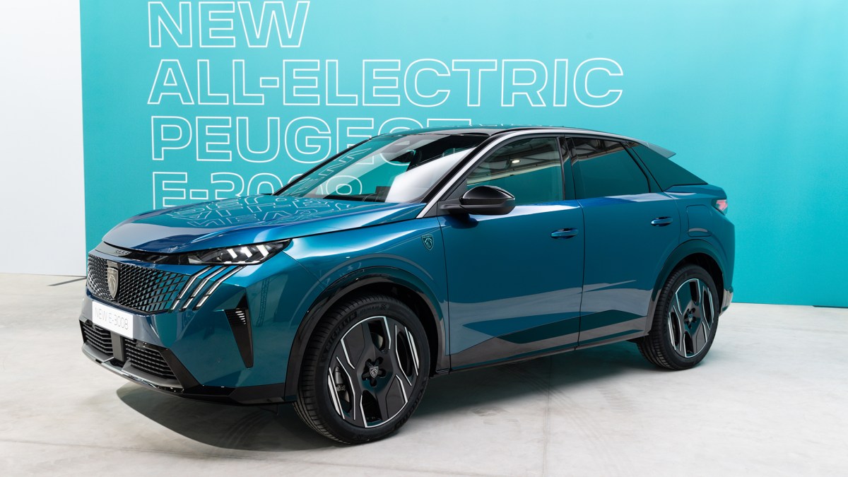 Nouveau Peugeot e-3008 // Source : Peugeot Nouveau Peugeot e-3008 // Source : Peugeot