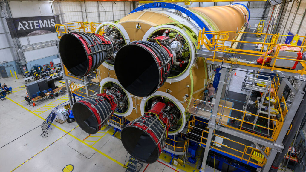 SLS boosters SLS boosters