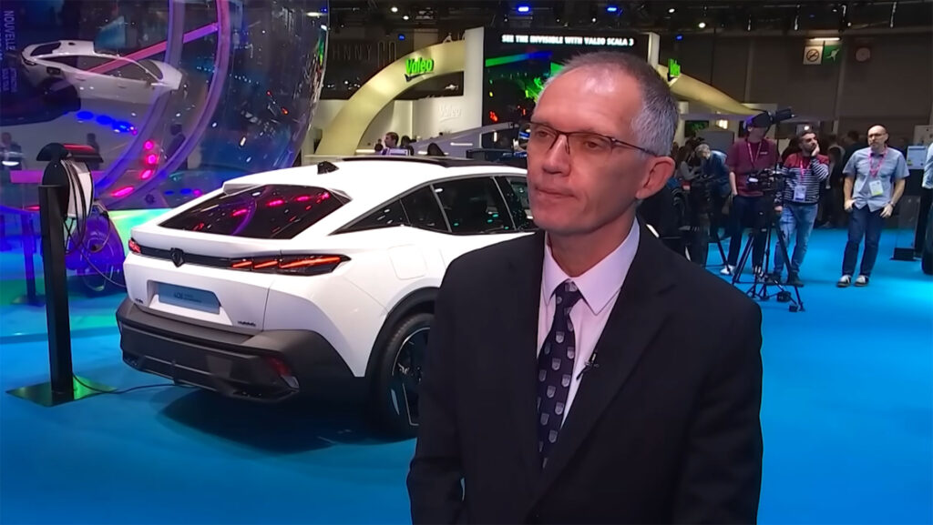 Carlos Tavares au Mondial de Paris 2022 // Source : Extrait video TF1 Carlos Tavares au Mondial de Paris 2022 // Source : Extrait video TF1