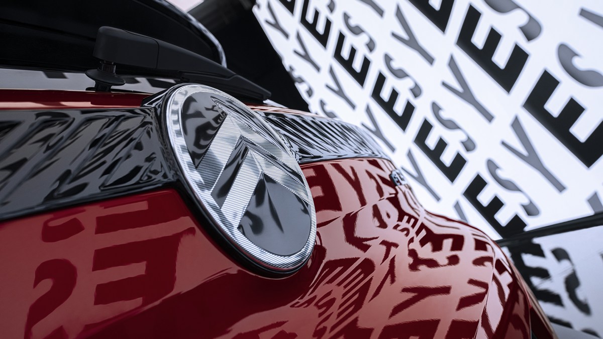 Zoom sur la ë-C3 de Citroën // Source : Copyright William Crozes @ Continental Productions Zoom sur la ë-C3 de Citroën // Source : Copyright William Crozes @ Continental Productions