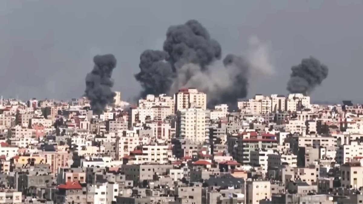 Des images du conflit entre Israel et le Hamas // Source : Le Monde / YouTube Des images du conflit entre Israel et le Hamas // Source : Le Monde / YouTube