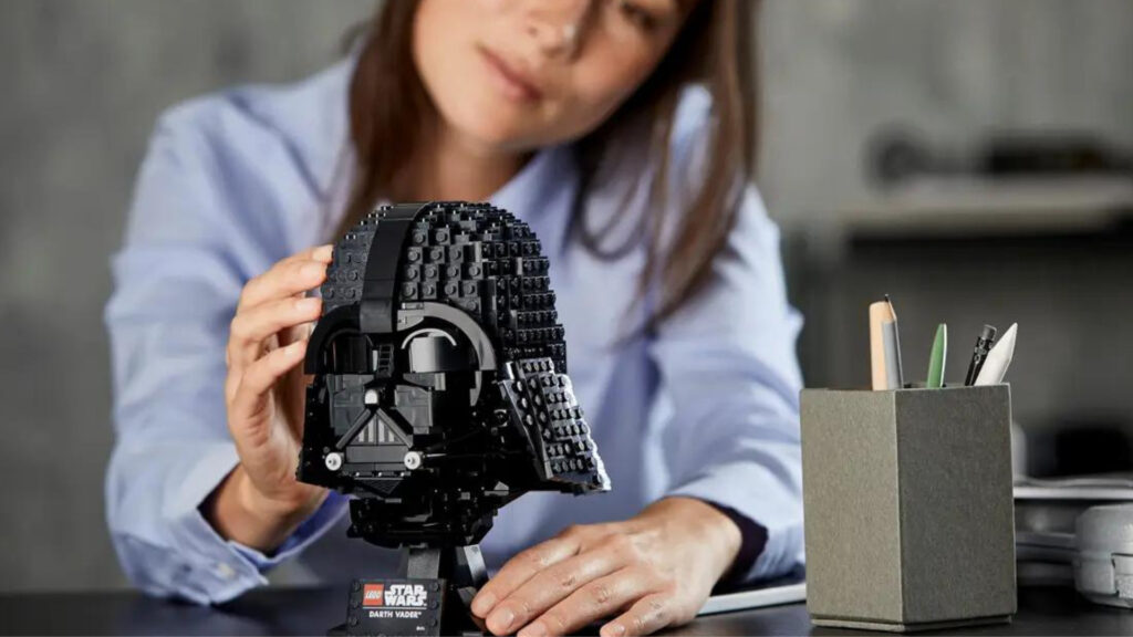 Le casque de Dark Vador est un set plutôt élégant // Source : Lego Le casque de Dark Vador est un set plutôt élégant // Source : Lego