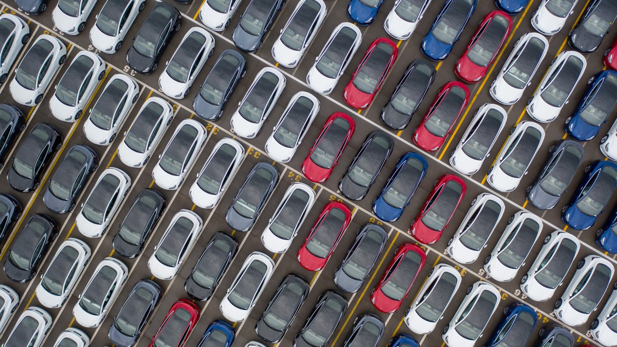 Livraison Tesla en cours // Source : Tesla Livraison Tesla en cours // Source : Tesla