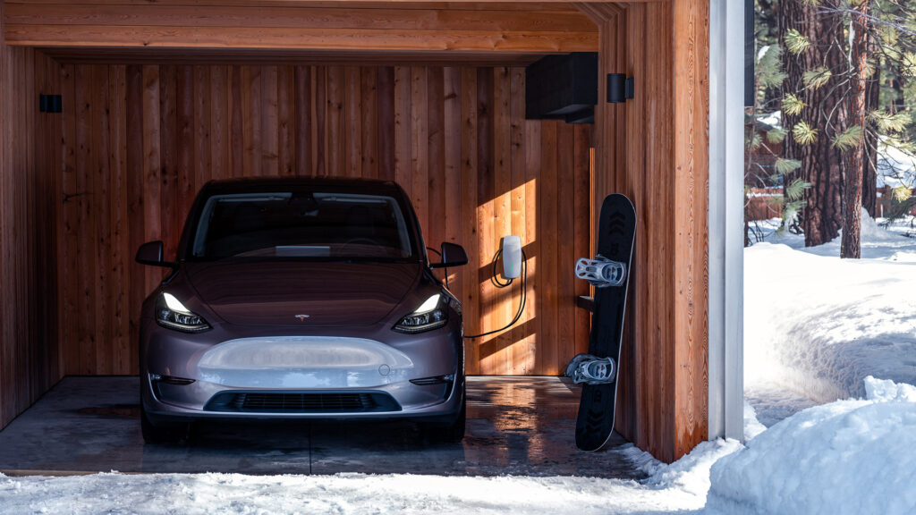 Tesla Model Y sans capteur USS // Source : Tesla Tesla Model Y sans capteur USS // Source : Tesla