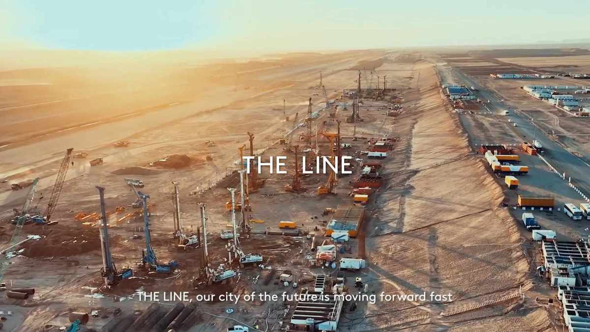 La construction de The Line est en cours // Source : Neom / YouTube La construction de The Line est en cours // Source : Neom / YouTube