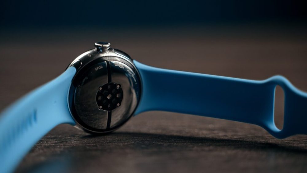 Google Pixel Watch 2 // Source : Thomas Ancelle / Numerama