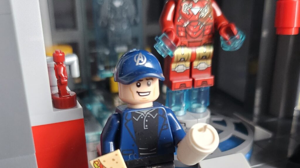 Tour Avengers en Lego // Source : Maxime Claudel pour Numerama