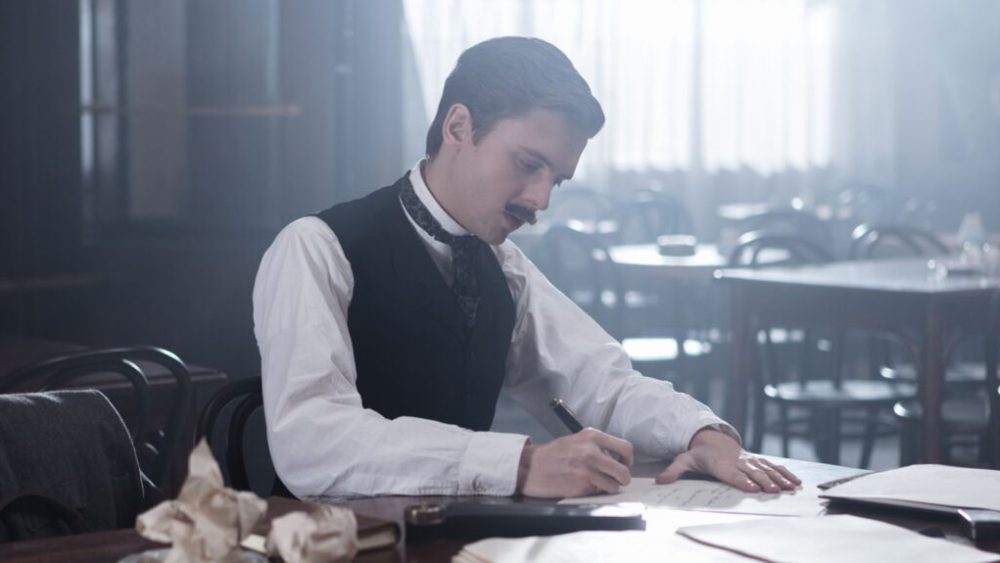Edmond // Source : Légende Films - Ezra - Gaumont Edmond // Source : Légende Films - Ezra - Gaumont