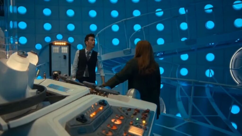 Le nouveau TARDIS dans Doctor Who. // Source : BBC Le nouveau TARDIS dans Doctor Who. // Source : BBC