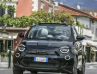Fiat 500e dans une ville italienne // Source : Fiat Fiat 500e dans une ville italienne // Source : Fiat
