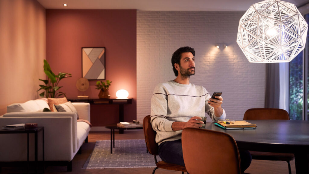 Philips Hue White ambiance // Source : Philips Hue Philips Hue White ambiance // Source : Philips Hue