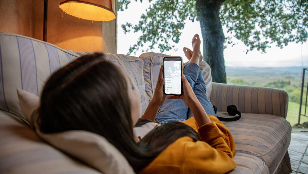 Avec NordVPN, naviguez en toute sécurité sur n'importe quel appareil, où que vous soyez // Source : NordVPN Avec NordVPN, naviguez en toute sécurité sur n'importe quel appareil, où que vous soyez // Source : NordVPN