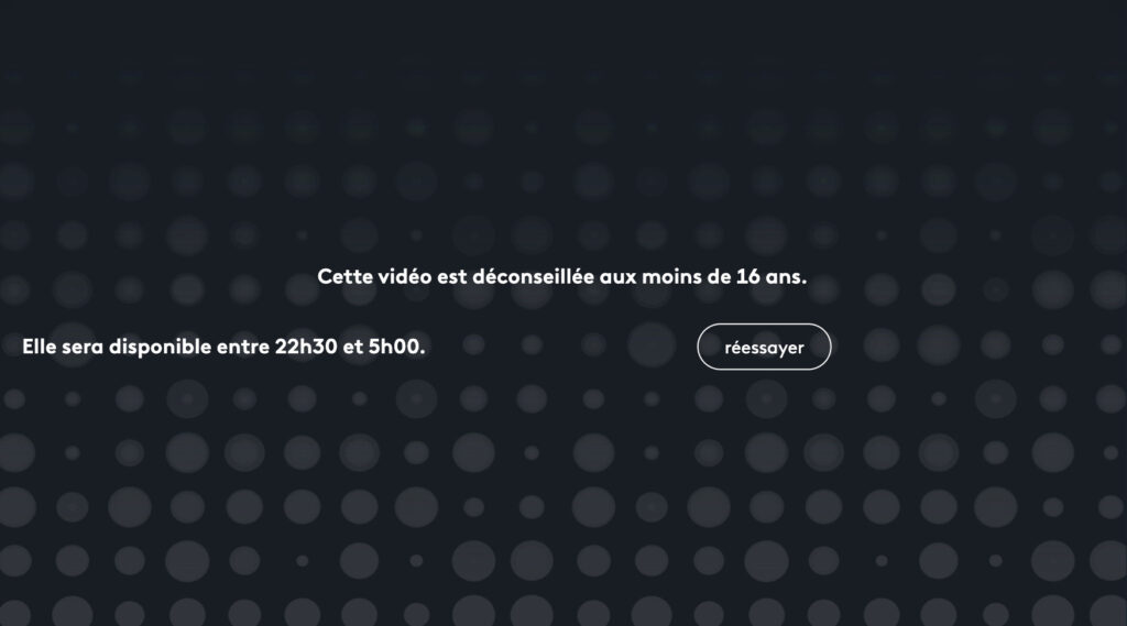 Ce message lorsqu'on essaie de regarder l'épisode 4 de Split en pleine journée // Source : Capture d'écran Numerama Ce message lorsqu'on essaie de regarder l'épisode 4 de Split en pleine journée // Source : Capture d'écran Numerama