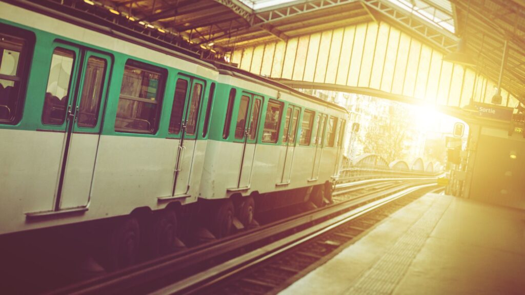 Un métro parisien. // Source : Canva Un métro parisien. // Source : Canva