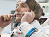 Thomas Pesquet avant un entrainement en piscine à la Nasa, en 2013. // Source : Flickr/CC/Nasa Johnson (photo recadrée)