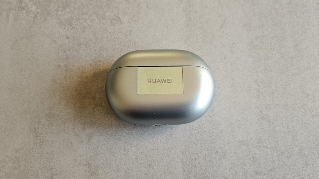 Huawei Freebuds Pro 3 // Source : Maxime Claudel pour Numerama Huawei Freebuds Pro 3 // Source : Maxime Claudel pour Numerama