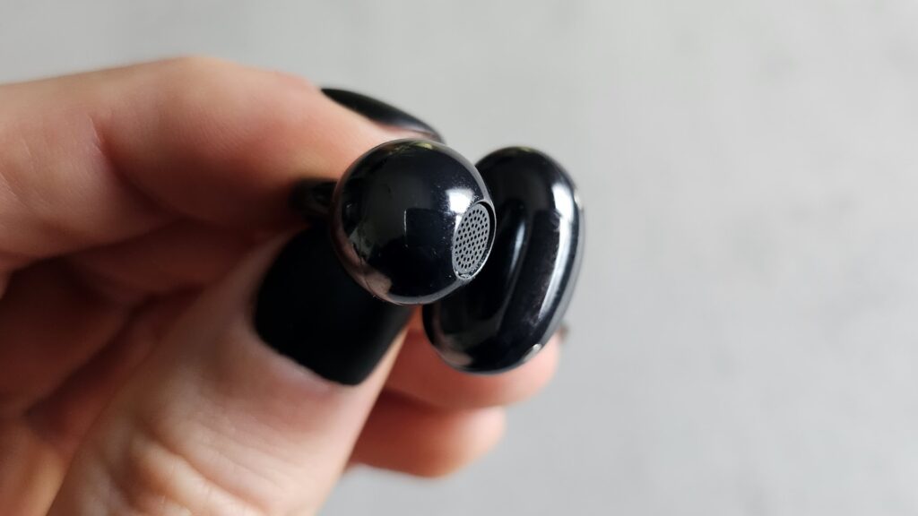 Huawei FreeClip // Source : Maxime Claudel pour Numerama Huawei FreeClip // Source : Maxime Claudel pour Numerama