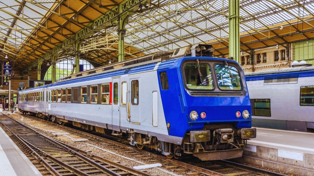 Un train TER. // Source : Canva Un train TER. // Source : Canva