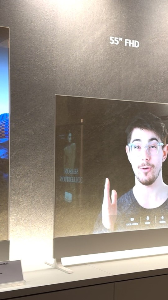 Les écrans transparents de LG Display sont déclinés en trois tailles. // Source : Numerama Les écrans transparents de LG Display sont déclinés en trois tailles. // Source : Numerama