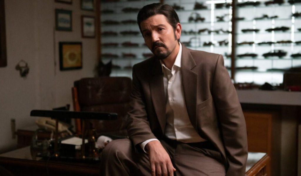 Diego Luna dans Narcos Mexico // Source : Netflix Diego Luna dans Narcos Mexico // Source : Netflix
