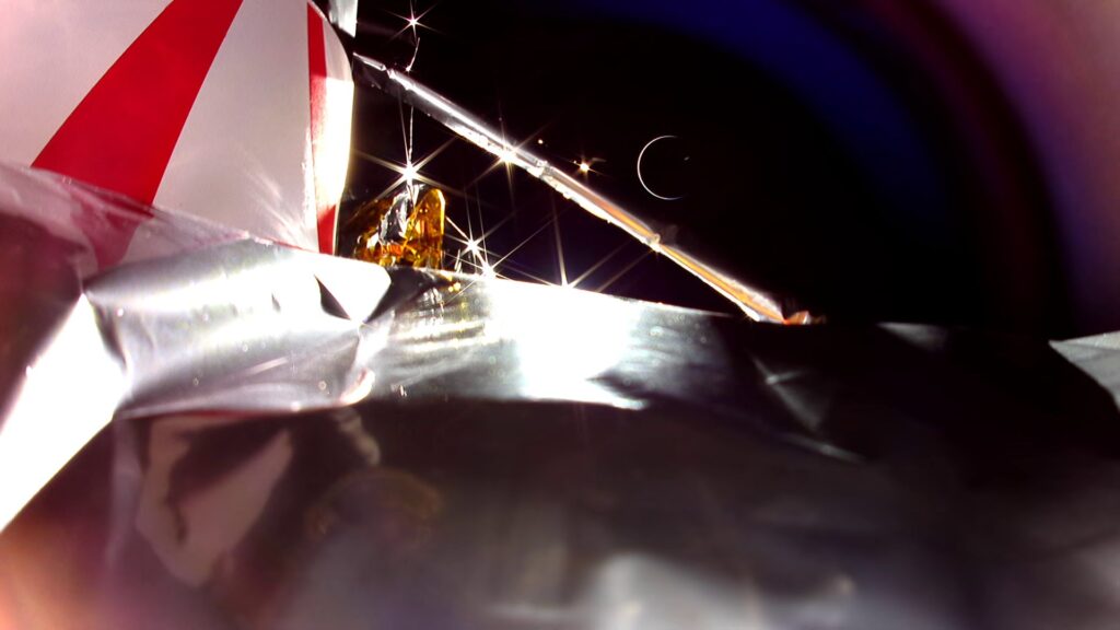 Dernière image de Peregrine dans l'espace avant de mourir. // Source : Astrobotic Technology Dernière image de Peregrine dans l'espace avant de mourir. // Source : Astrobotic Technology