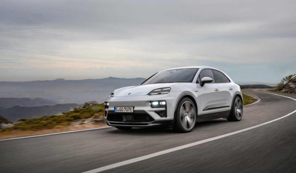 Porsche Macan Turbo // Source : Porsche Porsche Macan Turbo // Source : Porsche