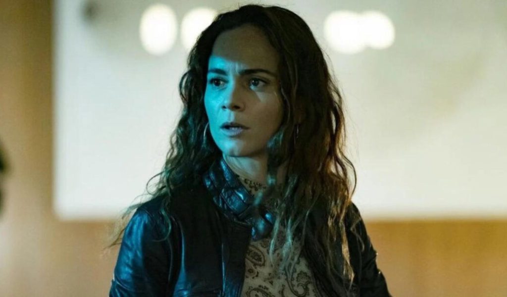 Alice Braga dans Reine du Sud. // Source : USA Network Alice Braga dans Reine du Sud. // Source : USA Network