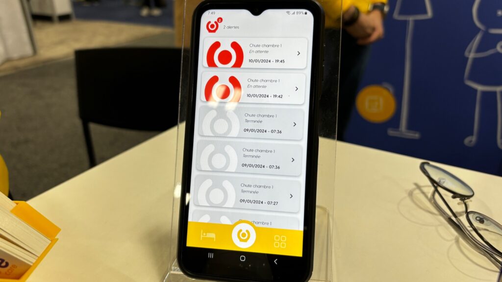 L'application de Zoé alerte sur les récents événements. L'application de Zoé alerte sur les récents événements.