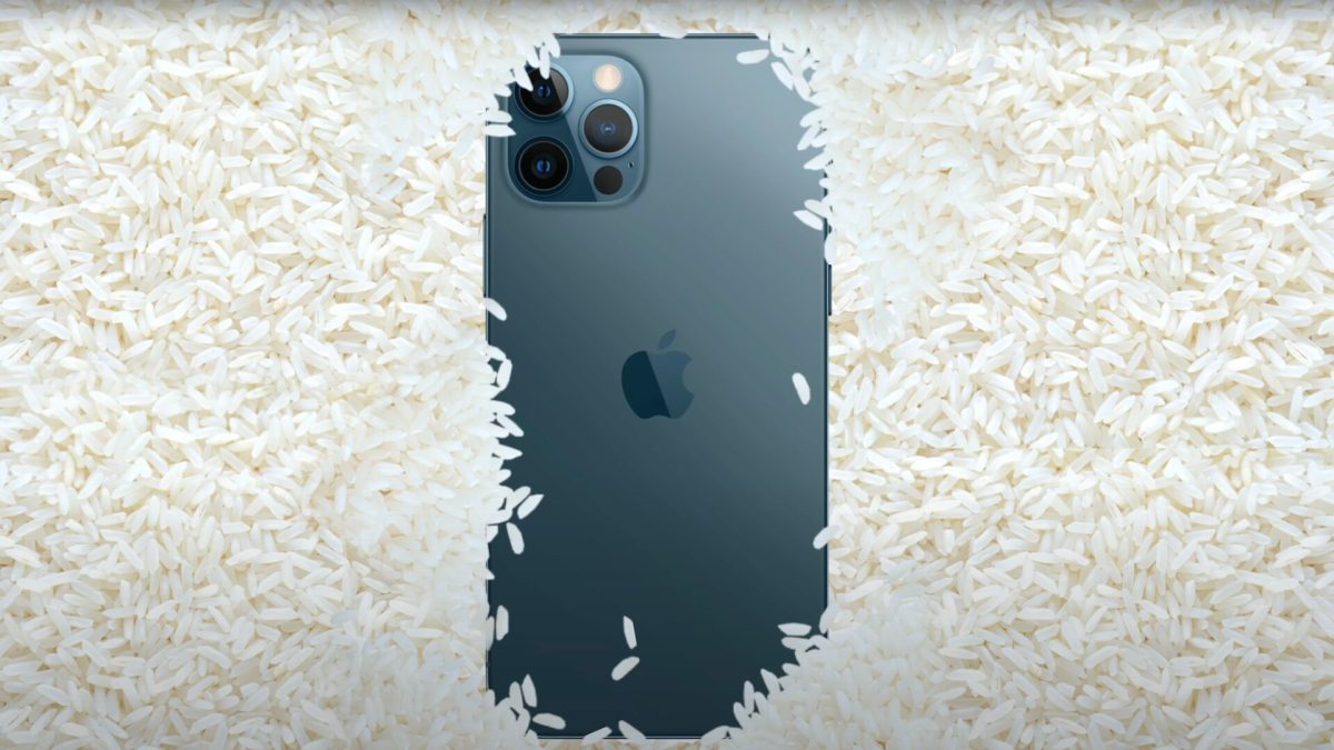 iPhone dans du riz // Source : Capture d'écran YouTube iPhone dans du riz // Source : Capture d'écran YouTube