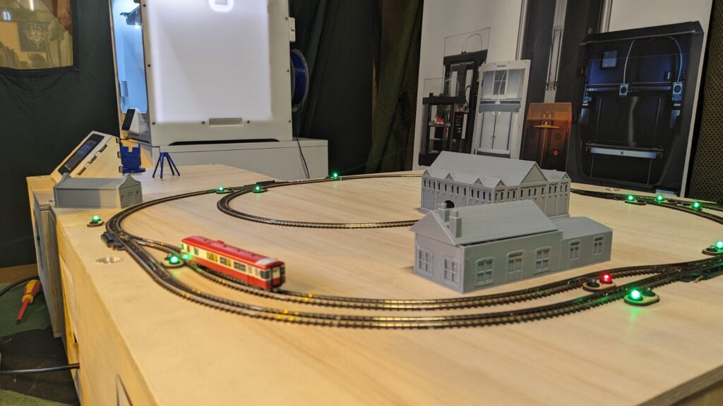 Une entreprise locale a répliqué un système ferroviaire // Source : Numerama Une entreprise locale a répliqué un système ferroviaire // Source : Numerama
