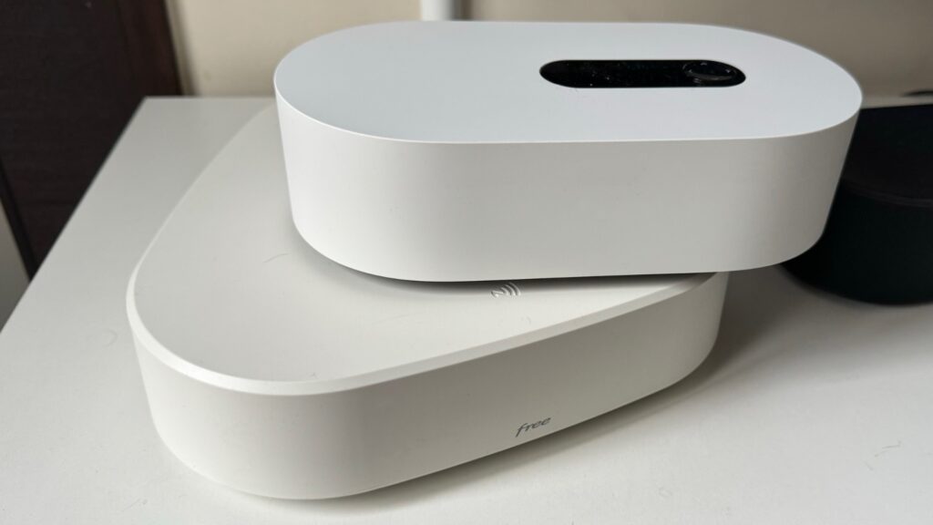 La Freebox Ultra et la Freebox Delta. // Source : Numerama La Freebox Ultra et la Freebox Delta. // Source : Numerama