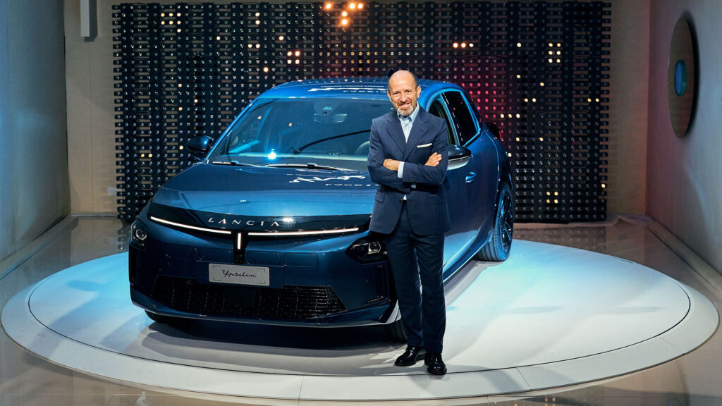 Lancement de la Lancia Ypsilon avec Luca Napolitano // Source : Lancia Lancement de la Lancia Ypsilon avec Luca Napolitano // Source : Lancia
