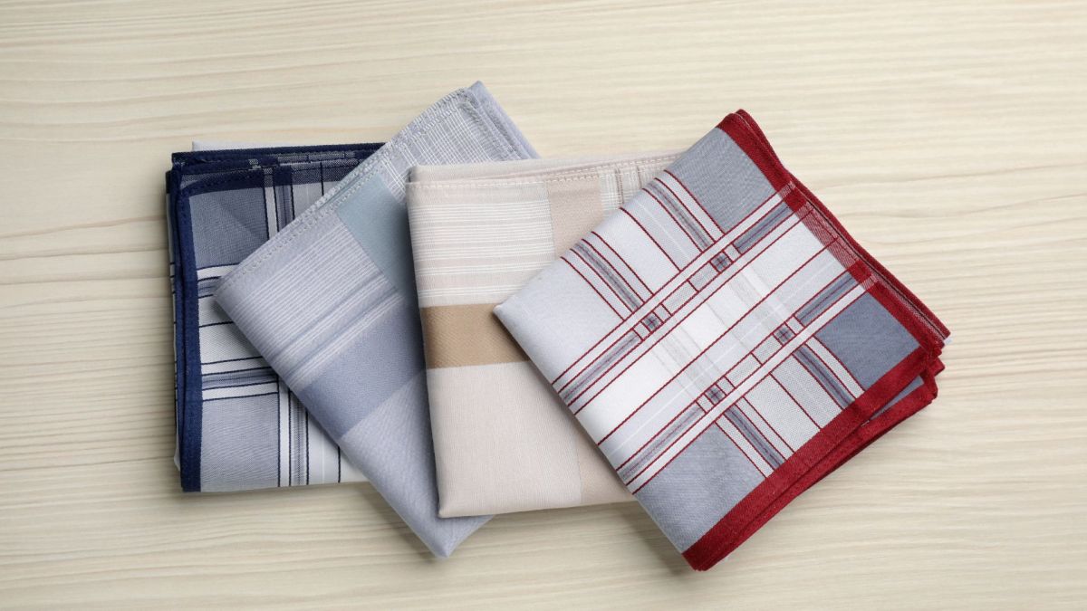 Des mouchoirs en tissu. // Source : Canva Des mouchoirs en tissu. // Source : Canva
