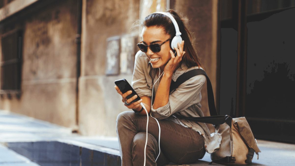 Smartphone musique forfait // Source : Adobe stock Smartphone musique forfait // Source : Adobe stock