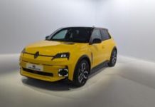 Renault 5 e-tech jaune pop // Source : Raphaelle Baut pour Numerama Renault 5 e-tech jaune pop // Source : Raphaelle Baut pour Numerama