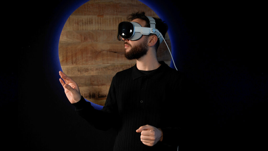 Apple Vision Pro // Source : Nino Barbey / Numerama Apple Vision Pro // Source : Nino Barbey / Numerama