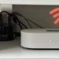 La Freebox Ultra et son dock pour disques durs. // Source : Numerama La Freebox Ultra et son dock pour disques durs. // Source : Numerama