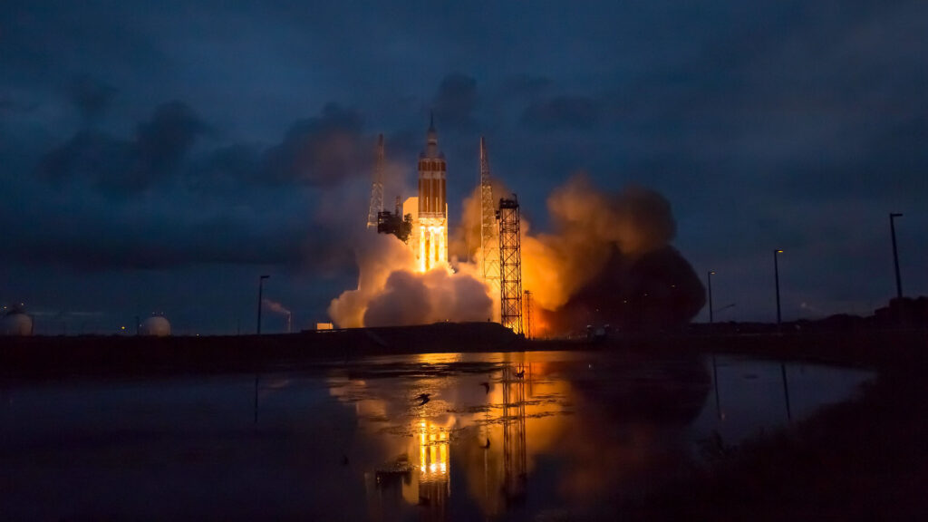 Delta IV Heavy Delta IV Heavy