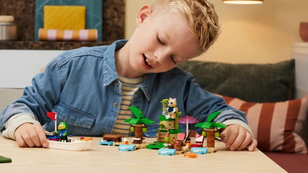 Amiral vous incietera peut être à pousser la chansonette // Source : Lego Amiral vous incietera peut être à pousser la chansonette // Source : Lego