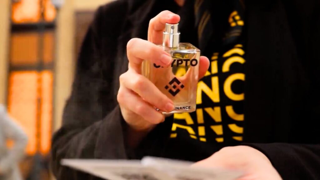 Le parfum « CRYPTO » créé par Binance // Source : Binance Le parfum « CRYPTO » créé par Binance // Source : Binance