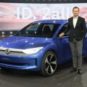 Thomas Schaefer, CEO Volkswagen, avec le concept ID.2all // Source : Volkswagen