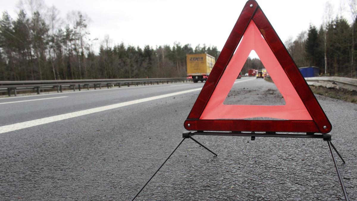 Panne sur autoroute // Source : Pixabay @ rico_loeb Panne sur autoroute // Source : Pixabay @ rico_loeb