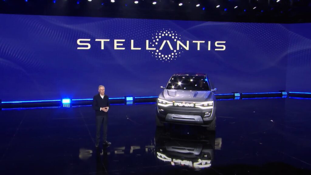 Carlos Tavares (Stellantis) au CES las vegas // Source : Capture vidéo stellantis Carlos Tavares (Stellantis) au CES las vegas // Source : Capture vidéo stellantis