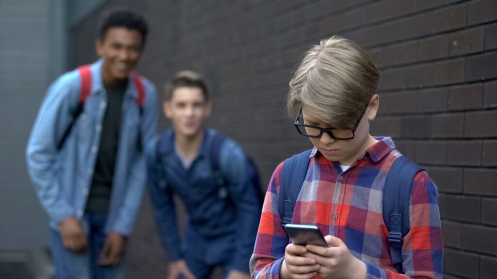Le cyberharcèlement s'est aggravé chez les jeunes ces dernières années. // Source : Canva Le cyberharcèlement s'est aggravé chez les jeunes ces dernières années. // Source : Canva
